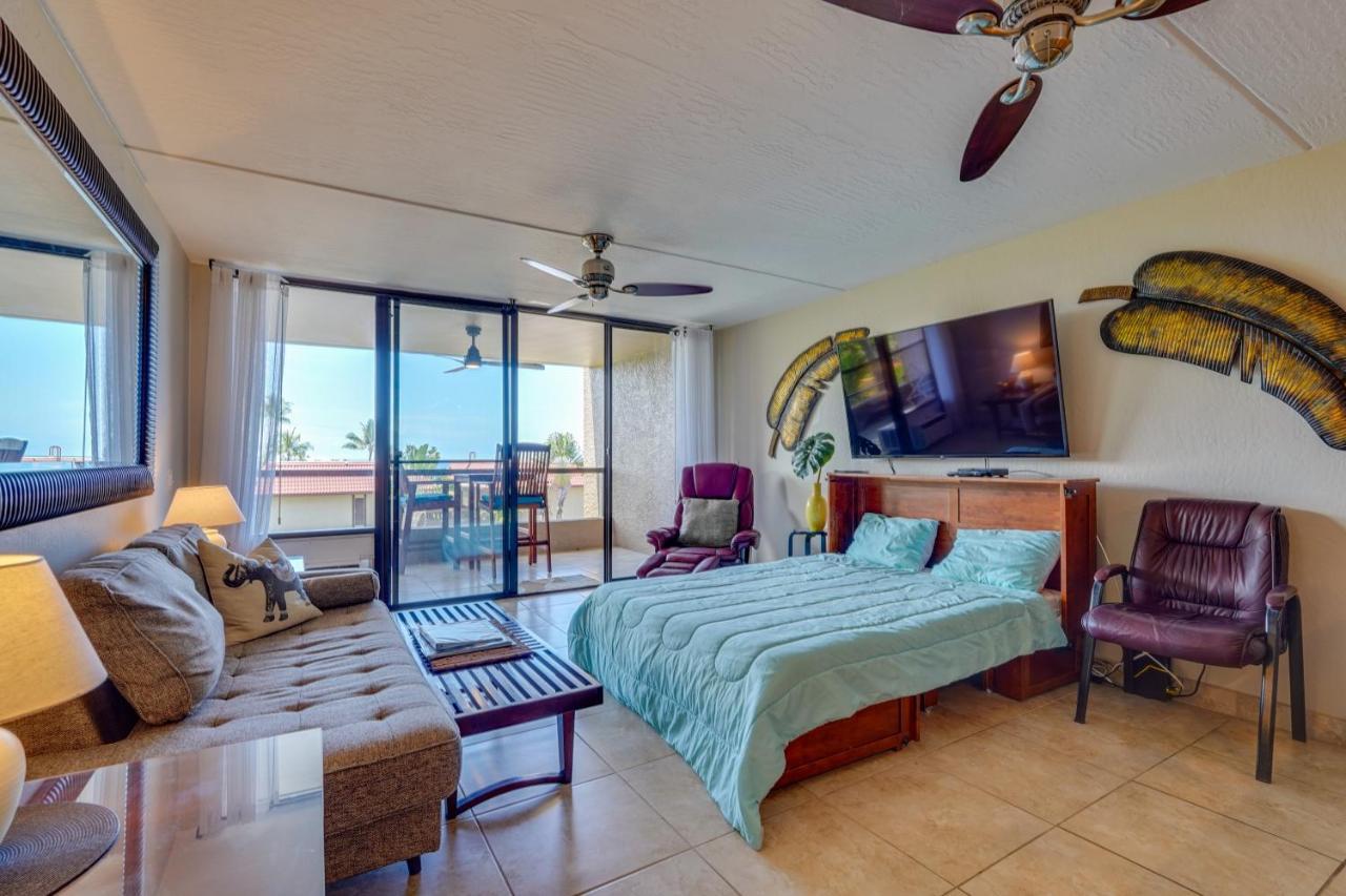 Kona Pacific Top Floor Retreat Ocean View And Pool! Kailua-Kona Exteriör bild