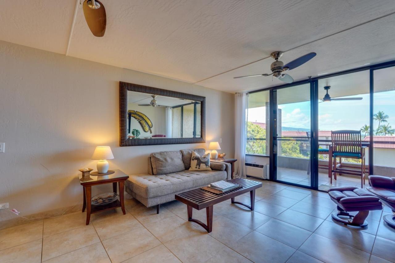 Kona Pacific Top Floor Retreat Ocean View And Pool! Kailua-Kona Exteriör bild