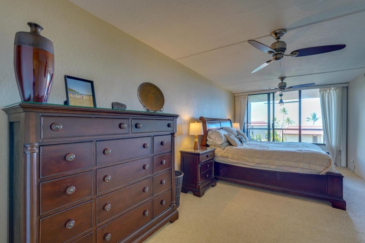 Kona Pacific Top Floor Retreat Ocean View And Pool! Kailua-Kona Exteriör bild